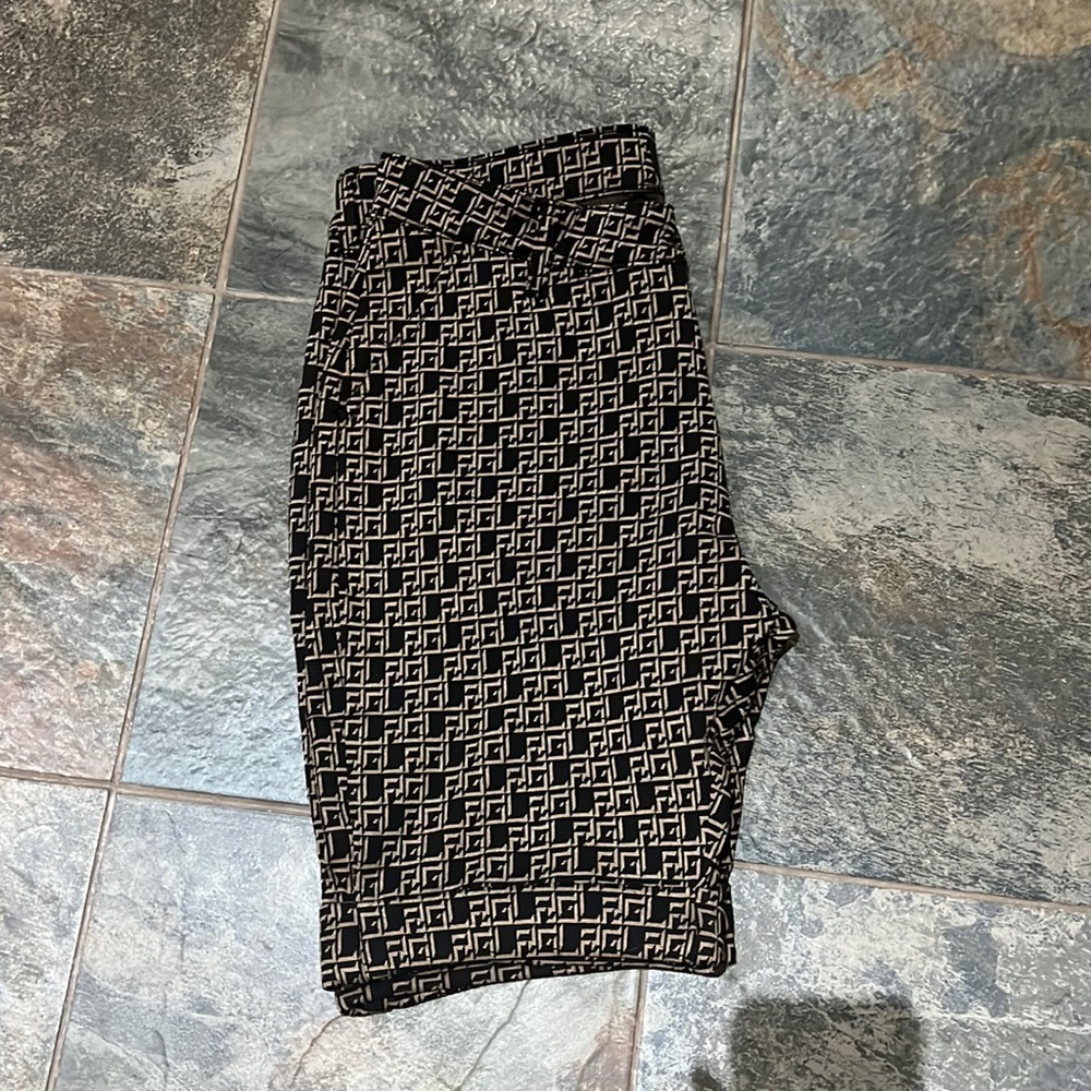 Skinny Fit Shorts